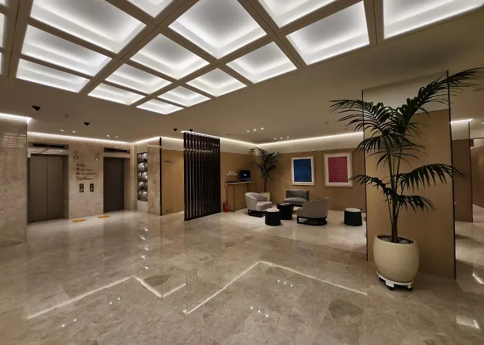 Sunshine Hotel