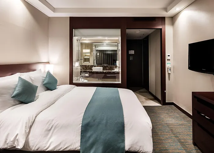 Sunshine Hotel 3*