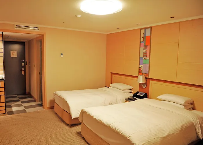 Sunshine Hotel
